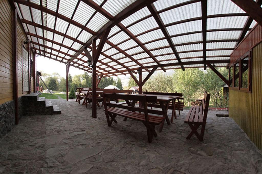 Pensiunea Flori De Camp Ватра-Дорней Экстерьер фото