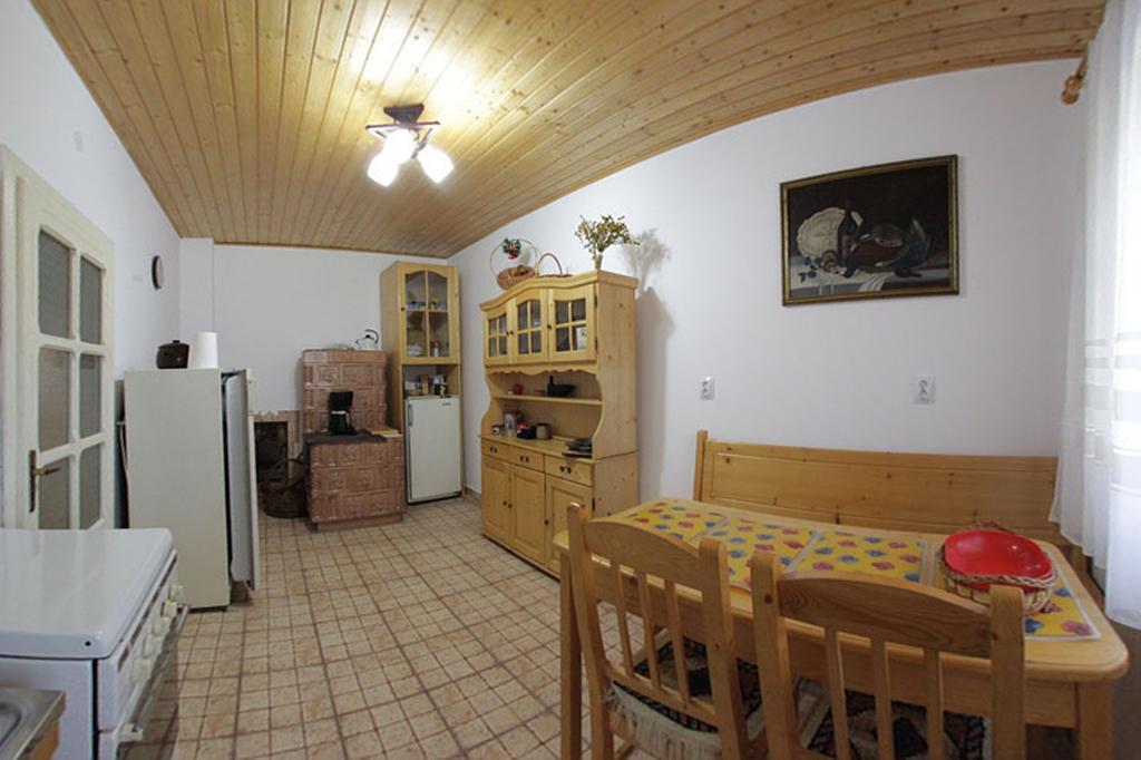 Pensiunea Flori De Camp Ватра-Дорней Экстерьер фото
